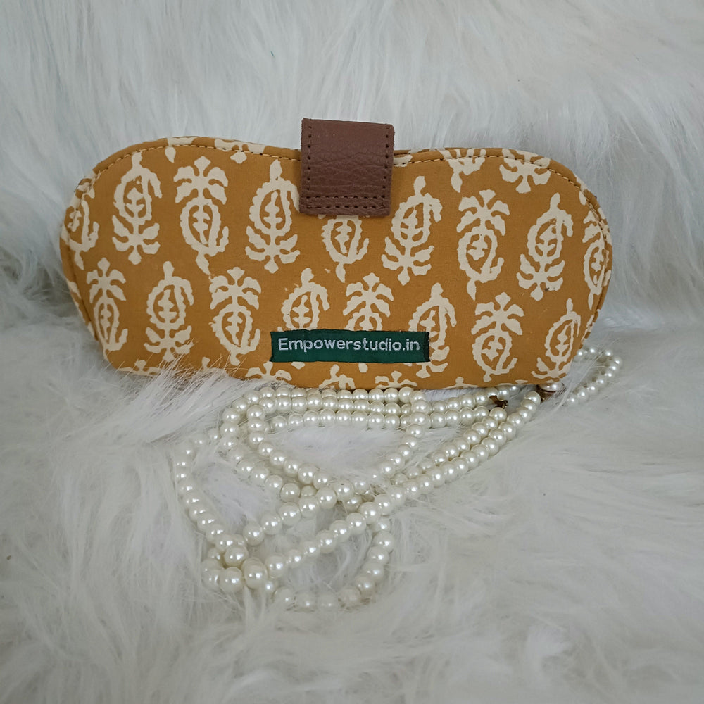 
                      
                        MUSTARD INDIAN MOTIF SUNGLASS COVER-(FABRIC- QUILTED & PADDED)
                      
                    