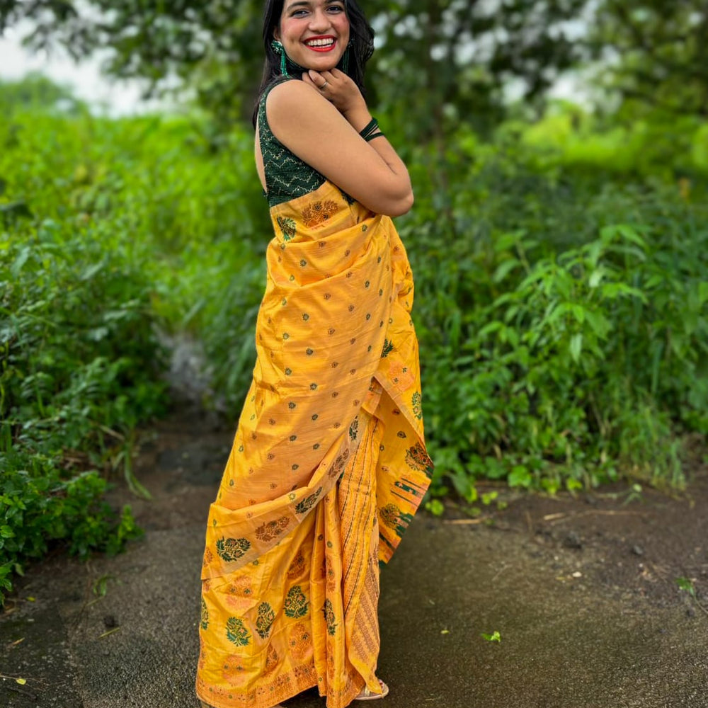 
                      
                        Devi Aparajita
                      
                    