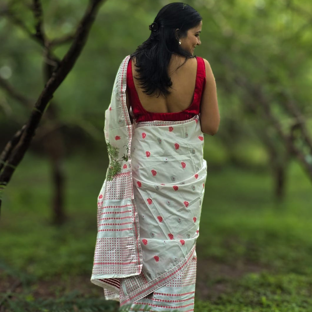 
                      
                        Pakhi Meli
                      
                    