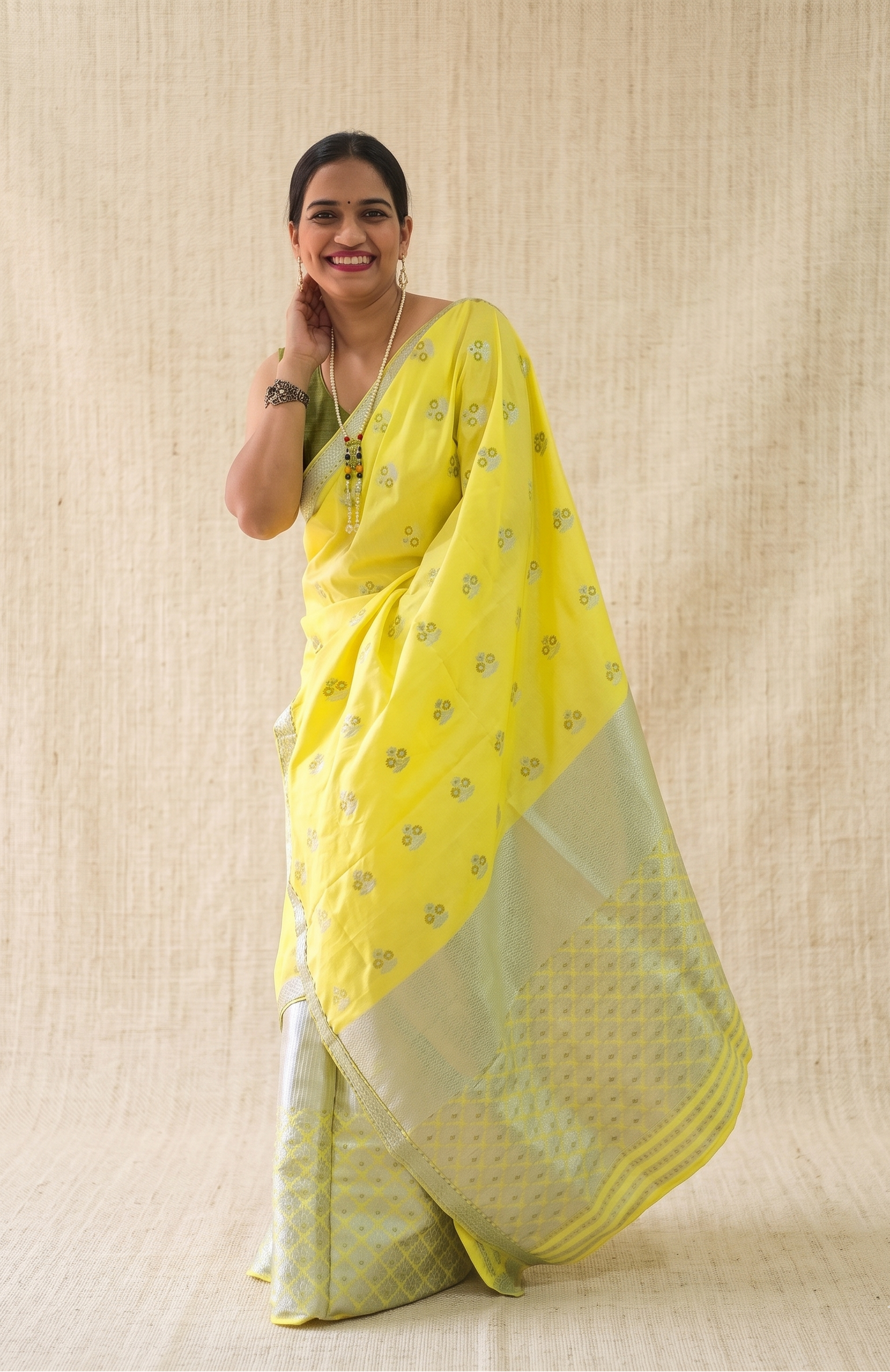Bihuwoti yellow silk blend Mekhela Chador fully stitched front look by Apaapi