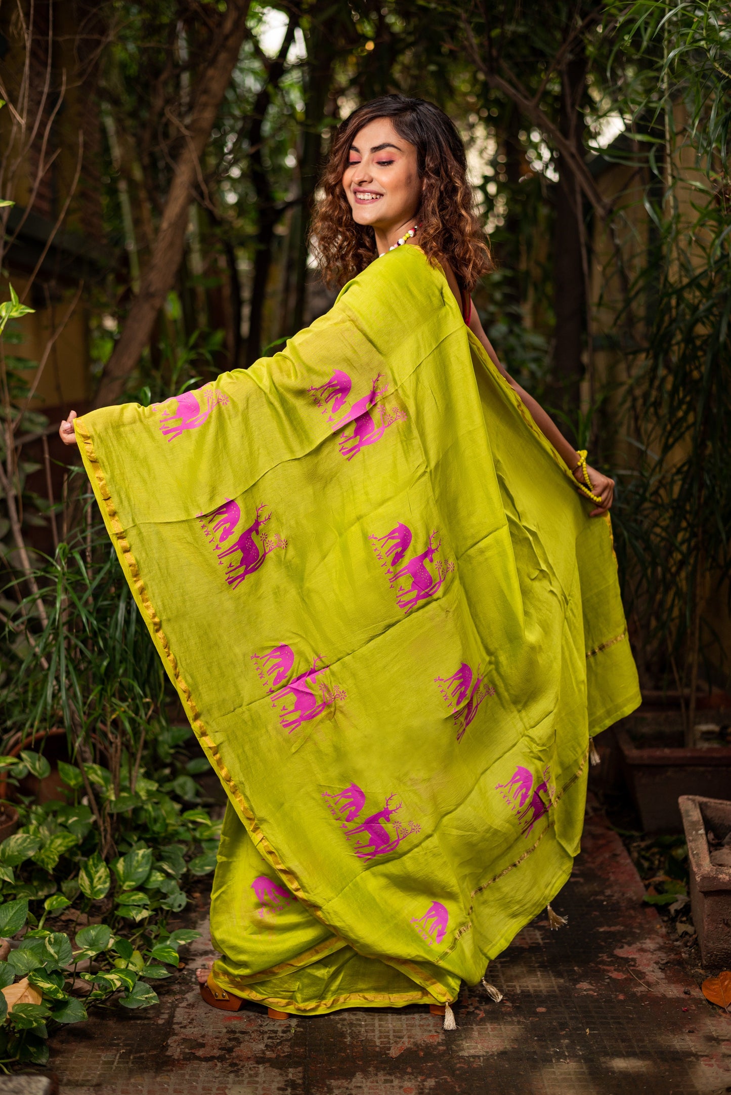 Lightweight green Chanderi silk cotton saree for festive and cultural wear by Apaapi.