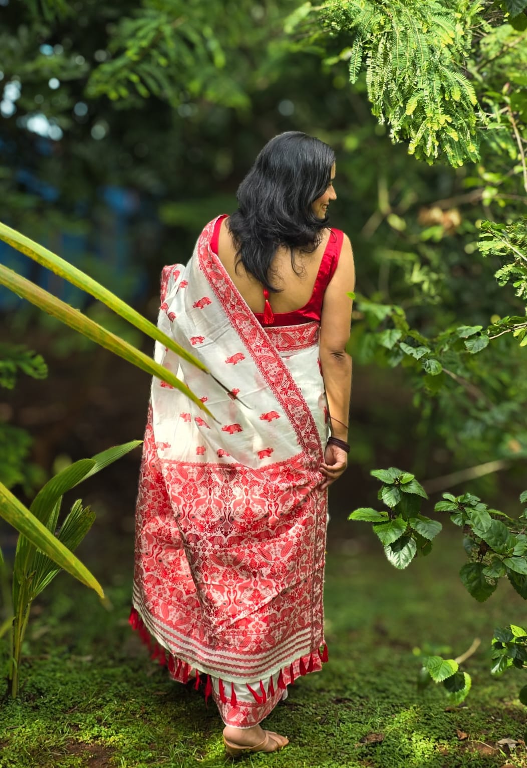 Kaziranga rhino motif handloom saree from Assam inspired by the white rhinoceros of Kaziranga National Park