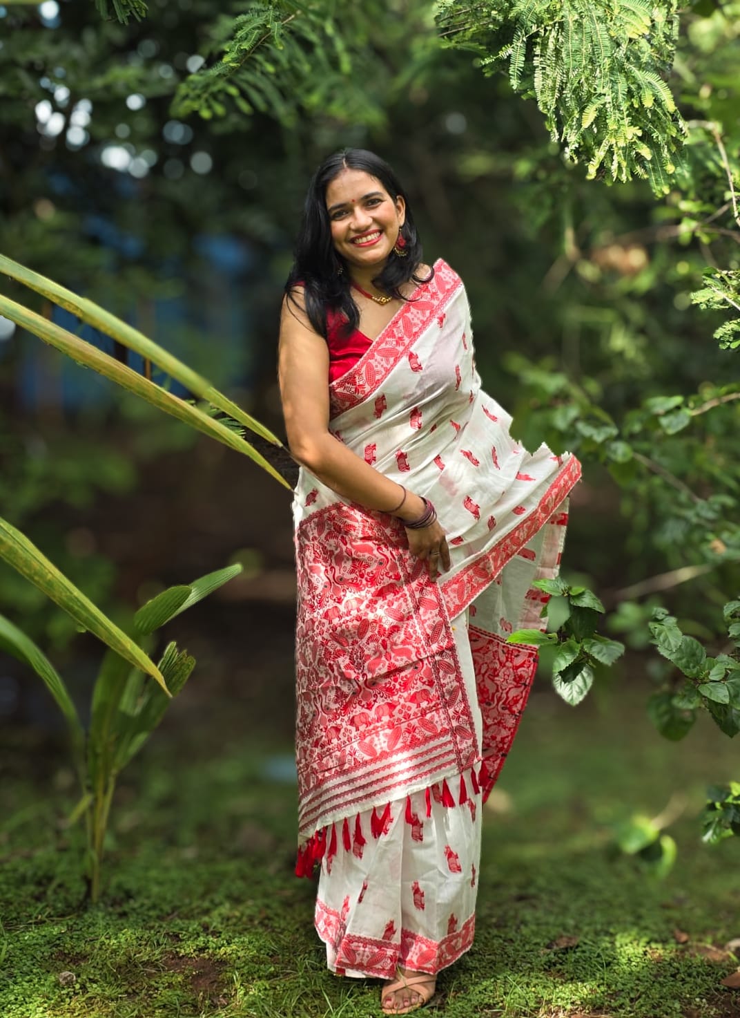 Kaziranga rhino motif handloom saree from Assam inspired by the white rhinoceros of Kaziranga National Park