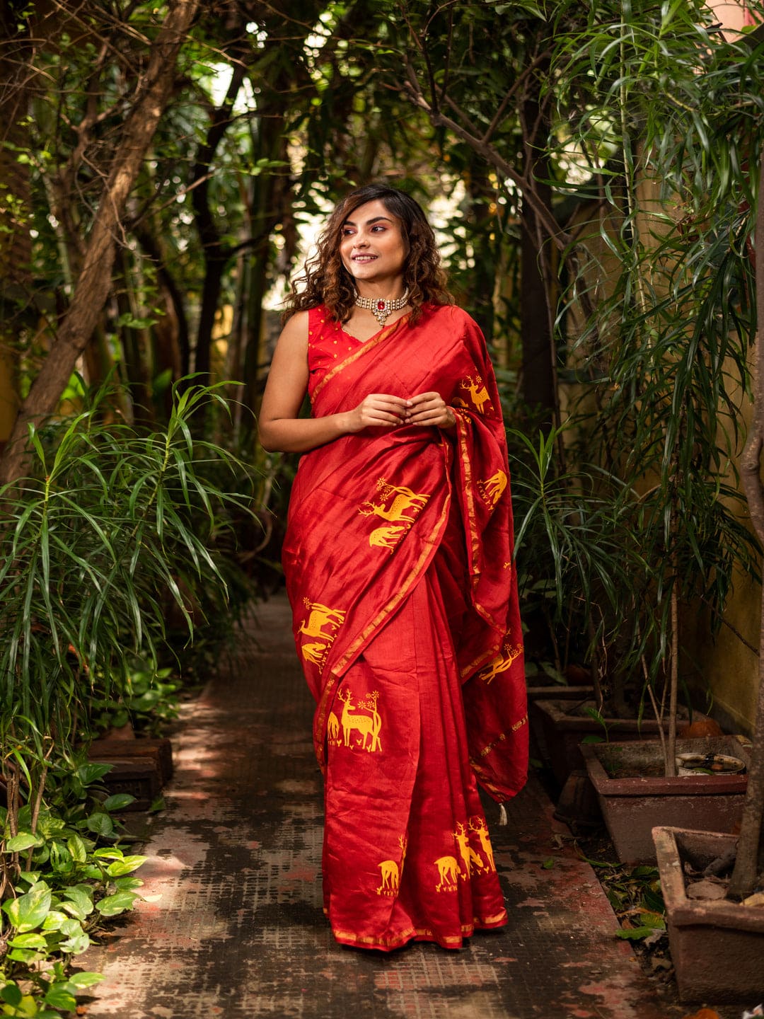Ronga Horin Chanderi silk saree by Apaapi inspired by Assam forests and deer motifs.