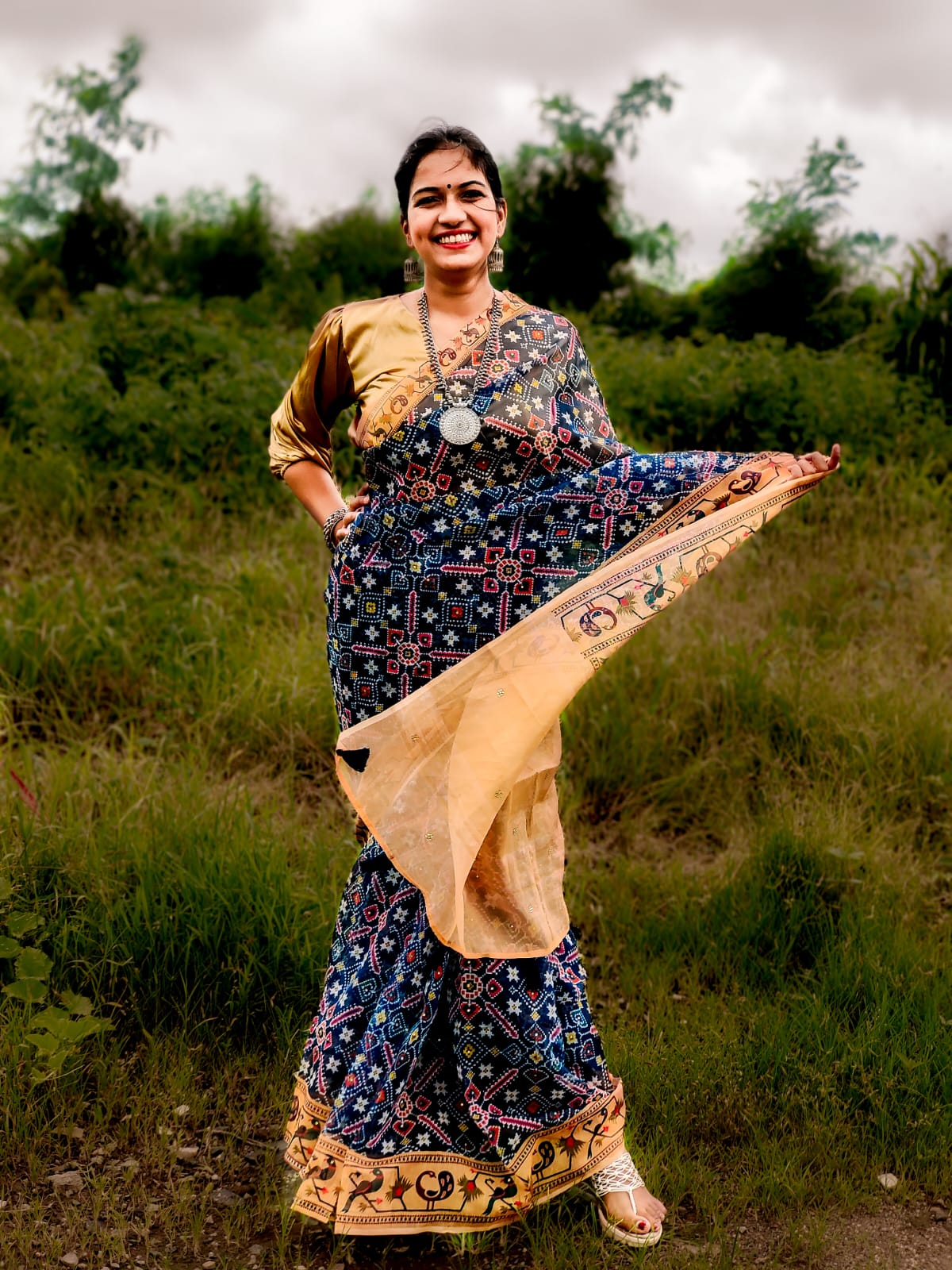 GAURI(BLUE PATOLA FUSION ORGANZA SAREE)