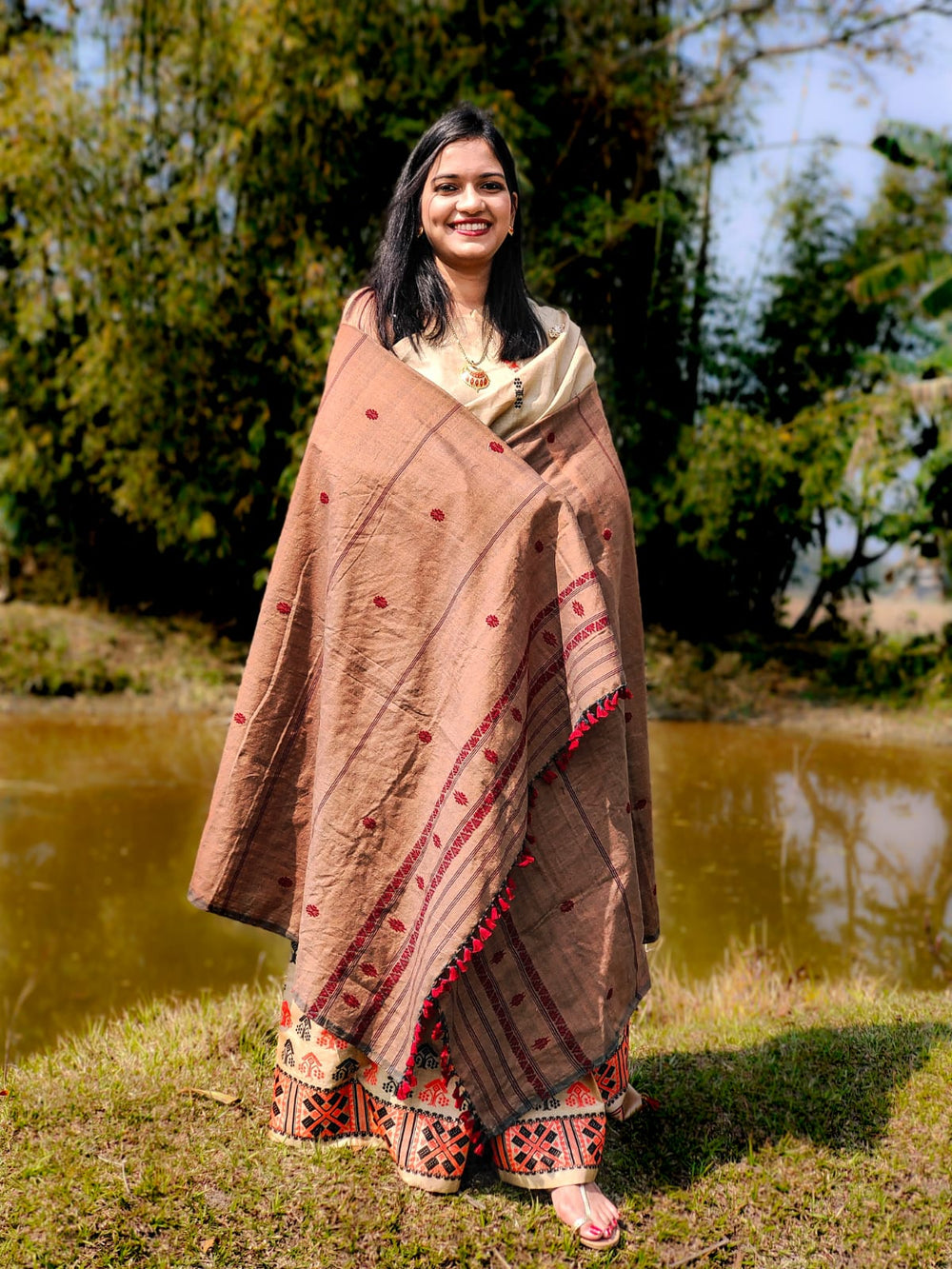 PRERANA(HANDLOOM SHAWL)