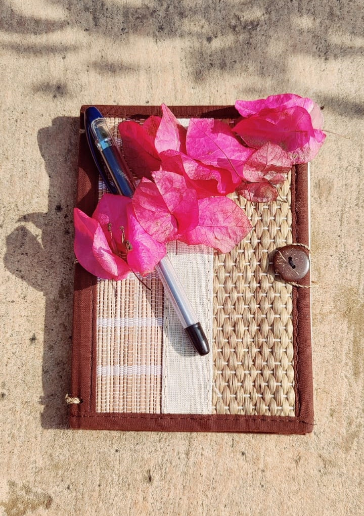 APAAPI DIARY(HANDCRAFTED COVER AND HANDMADE PAPER)